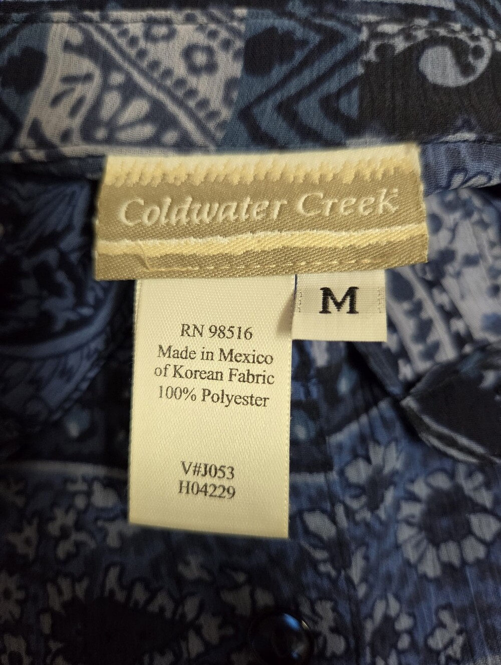 Coldwater Creek Blue Paisley Patchwork Button-Down Shirt Size Medium - Picture 6 of 9